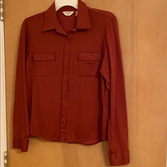 Women’s Brooks button down shirt - Size Medium - Picture 2 of 4
